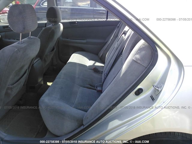 JTDBE32K540267859 - 2004 TOYOTA CAMRY LE/XLE SILVER photo 8