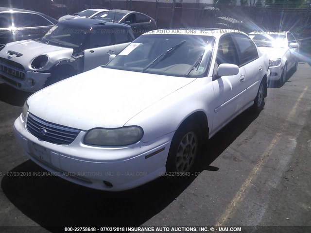 1G1NE52M8W6261234 - 1998 CHEVROLET MALIBU LS WHITE photo 2