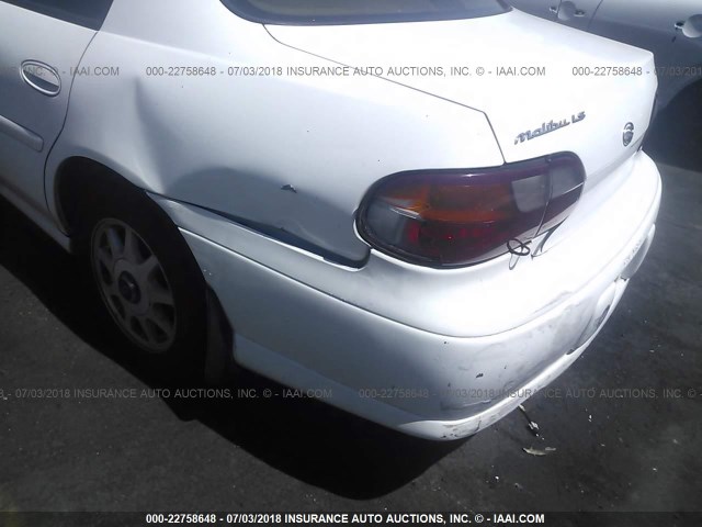1G1NE52M8W6261234 - 1998 CHEVROLET MALIBU LS WHITE photo 6