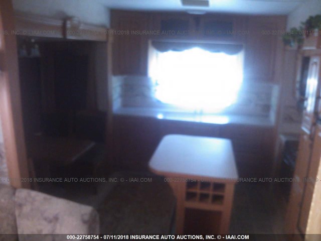 4YDF365215D512149 - 2005 KEYSTONE MONTANA WHITE photo 7