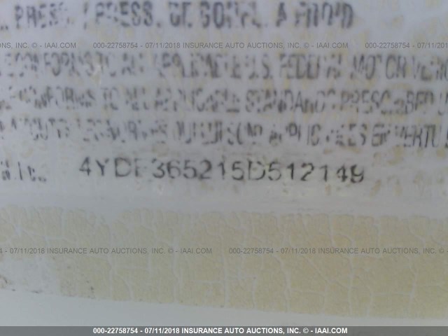 4YDF365215D512149 - 2005 KEYSTONE MONTANA WHITE photo 9