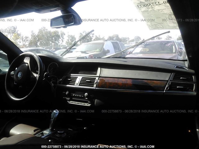 5UXZV8C57D0C16952 - 2013 BMW X5 XDRIVE50I BLACK photo 5