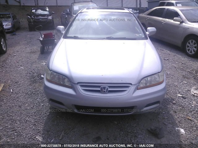 1HGCG22552A029778 - 2002 HONDA ACCORD EX SILVER photo 6