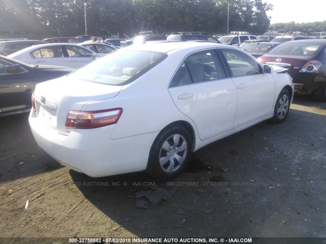 4T1BE46K49U848037 - 2009 TOYOTA CAMRY SE/LE/XLE WHITE photo 4