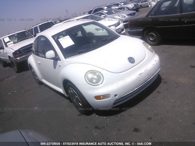 3VWBC21C3XM453764 - 1999 VOLKSWAGEN NEW BEETLE GL 白色 照片 1