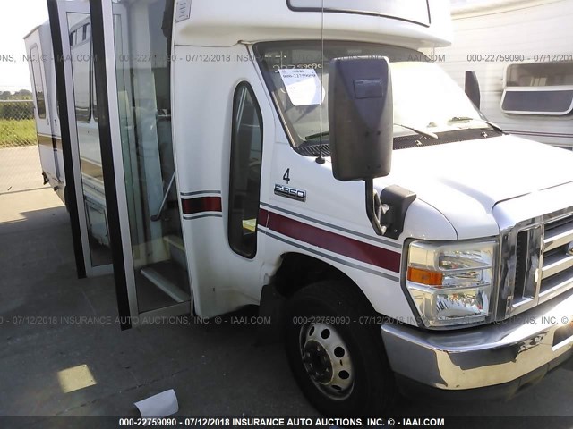 1FDEE3FS3ADA58417 - 2010 FORD E350 WHITE photo 1