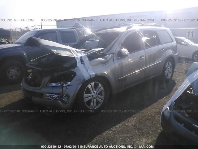 4JGBF71E57A247265 - 2007 MERCEDES-BENZ GL 450 4MATIC GRAY photo 2