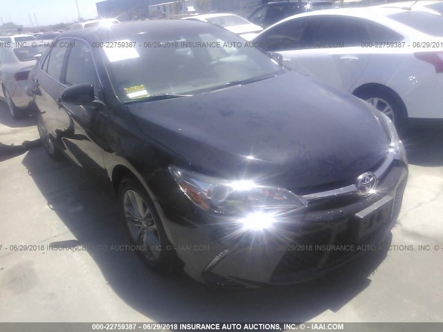 4T1BF1FKXFU042792 - 2015 TOYOTA CAMRY LE/XLE/SE/XSE BLACK photo 1