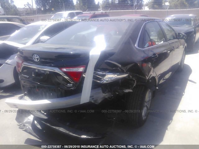 4T1BF1FKXFU042792 - 2015 TOYOTA CAMRY LE/XLE/SE/XSE BLACK photo 4