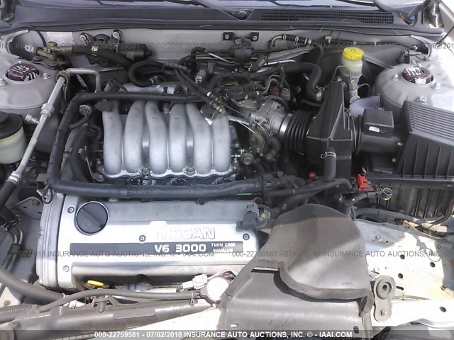 JN1CA21D4WT516847 - 1998 NISSAN MAXIMA GLE/GXE/SE SILVER photo 10