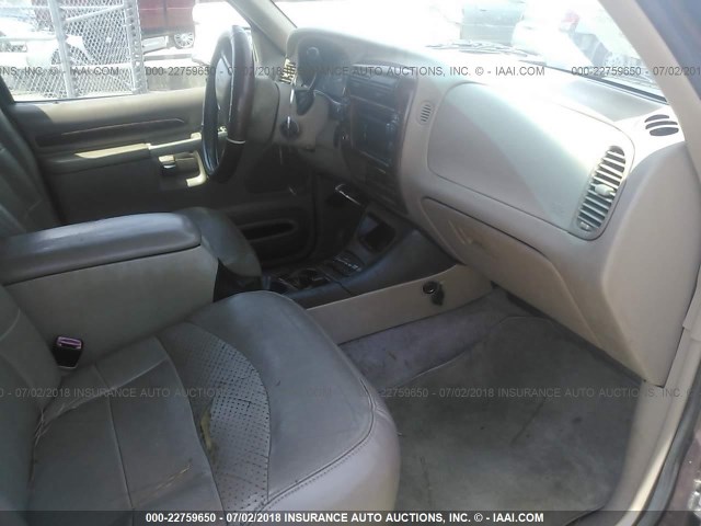 1FMDU75E9YZA64043 - 2000 FORD EXPLORER LIMITED BROWN photo 5