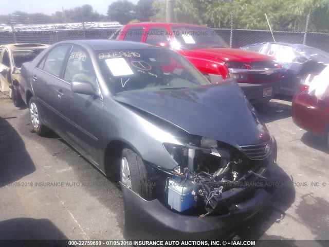 4T1BE32K85U625428 - 2005 TOYOTA CAMRY LE/XLE/SE 灰色 照片 1