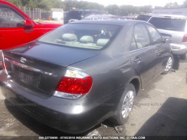 4T1BE32K85U625428 - 2005 TOYOTA CAMRY LE/XLE/SE 灰色 照片 4