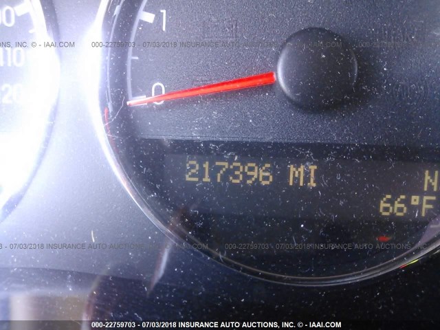 1GNDV23L95D221737 - 2005 CHEVROLET UPLANDER LS GOLD photo 7