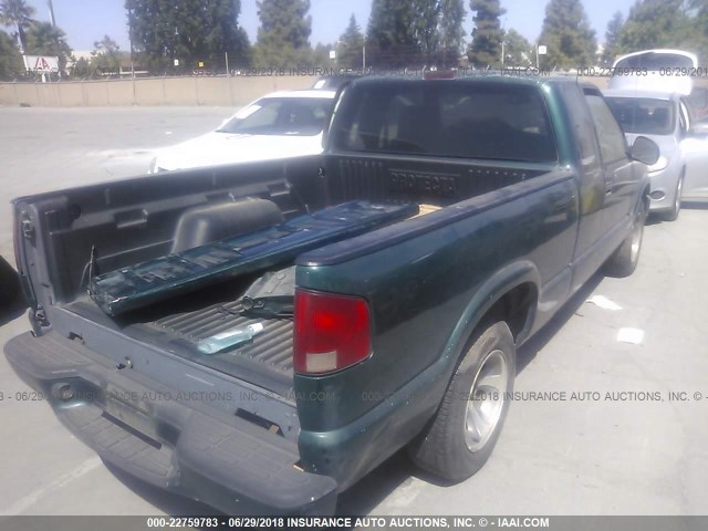 1GCCS19X7WK103765 - 1998 CHEVROLET S TRUCK S10 GREEN photo 4