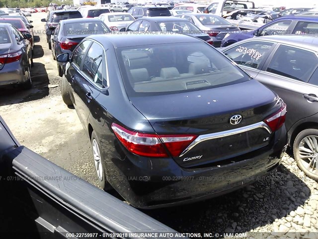4T4BF1FK2FR481913 - 2015 TOYOTA CAMRY LE/XLE/SE/XSE BLACK photo 3