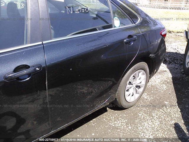 4T4BF1FK2FR481913 - 2015 TOYOTA CAMRY LE/XLE/SE/XSE BLACK photo 6