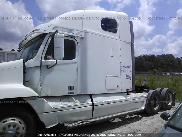 1FUYSSZBXYLB44626 - 2000 FREIGHTLINER FLC120 FLC120 WHITE photo 7