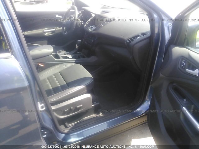 1FMCU9J94JUB68586 - 2018 FORD ESCAPE TITANIUM Mavi fotoğraf 5