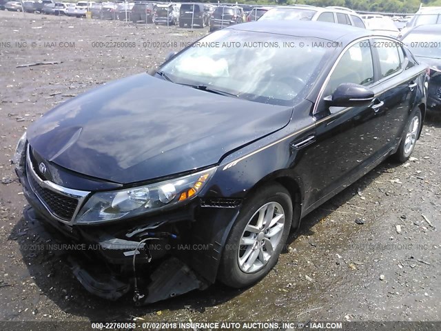 5XXGM4A7XDG130488 - 2013 KIA OPTIMA LX BLACK photo 2