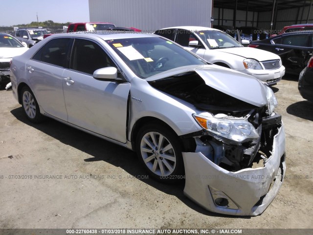 4T1BD1FK6EU100899 - 2014 TOYOTA CAMRY HYBRID/LE/XLE ვერცხლისფერი ფოტო 1