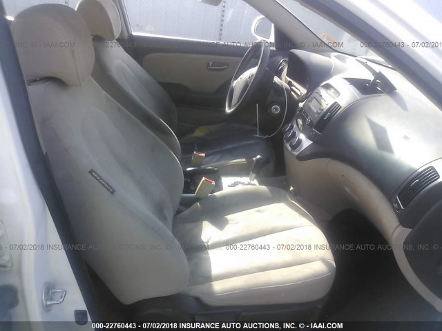 KMHDU46D99U691070 - 2009 HYUNDAI ELANTRA GLS/SE WHITE photo 5