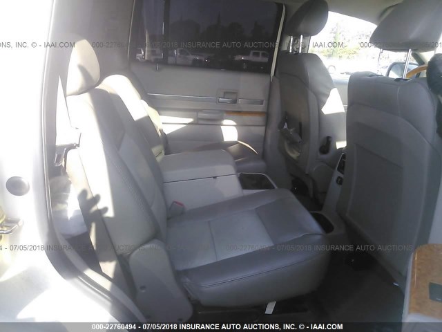 1A8HX58P97F517777 - 2007 CHRYSLER ASPEN LIMITED Blanc photo 8