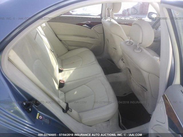 WDBUF65J25A715818 - 2005 MERCEDES-BENZ E 320 BLUE photo 8