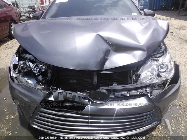 4T4BF1FKXFR461053 - 2015 TOYOTA CAMRY LE/XLE/SE/XSE GRAY photo 6