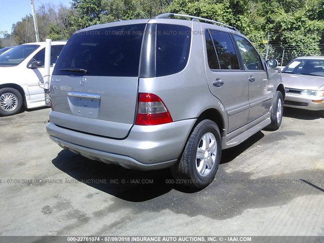 4JGAB75E85A563094 - 2005 MERCEDES-BENZ ML 500 GRAY photo 4