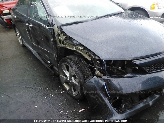 4T1BF1FK6EU324703 - 2014 TOYOTA CAMRY L/SE/LE/XLE ნაცრისფერი ფოტო 6