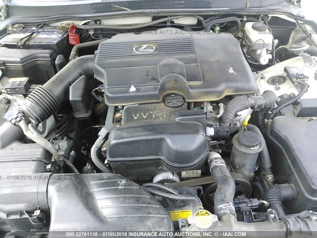 JTHBD192420057844 - 2002 LEXUS IS 300 WHITE photo 10