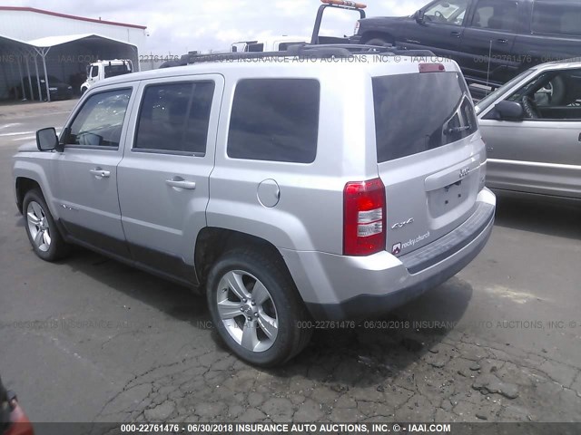 1C4NJRFB9CD603610 - 2012 JEEP PATRIOT LATITUDE SILVER photo 3