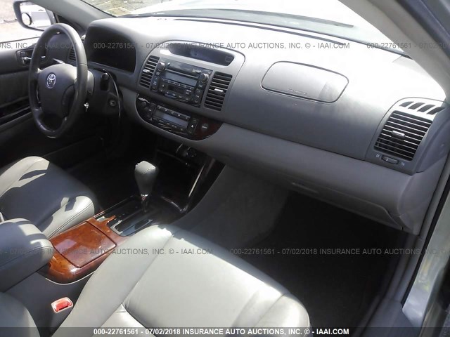 4T1BF30K26U630187 - 2006 TOYOTA CAMRY LE/XLE/SE 银色 照片 5