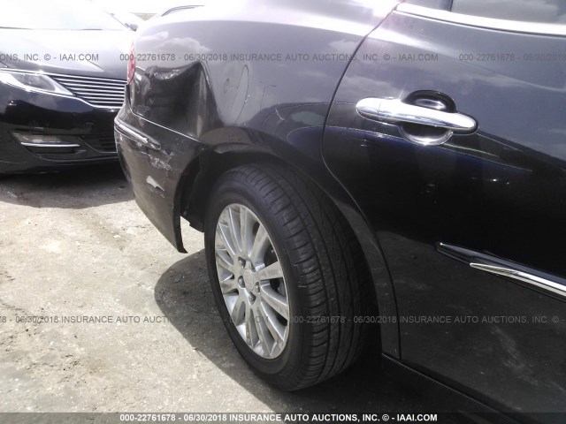 2G4WE587581147565 - 2008 BUICK LACROSSE CXS BLACK photo 6