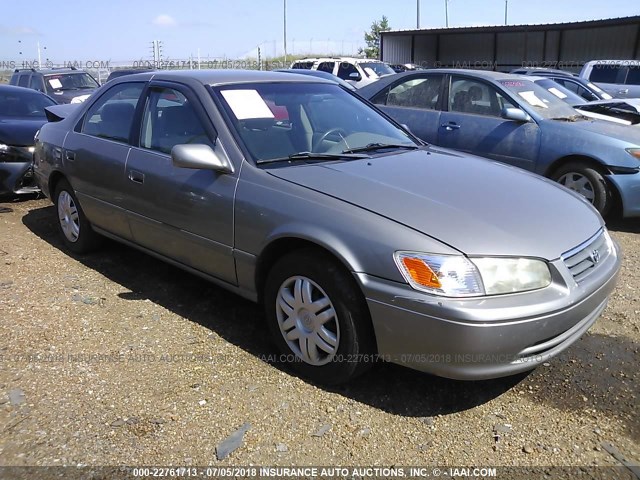 4T1BG22K6YU702046 - 2000 TOYOTA CAMRY CE/LE/XLE 锡色 照片 1