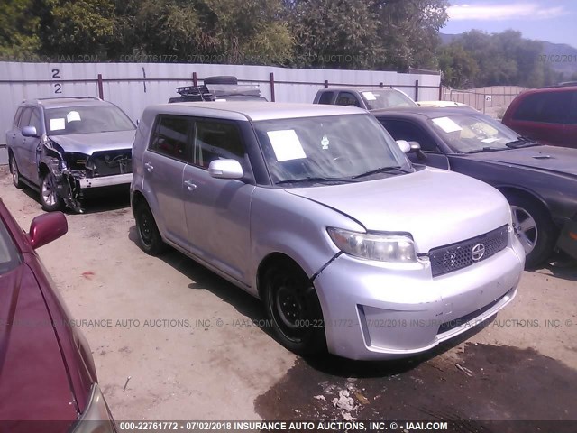 JTLKE50E681007564 - 2008 TOYOTA SCION XB SILVER photo 1