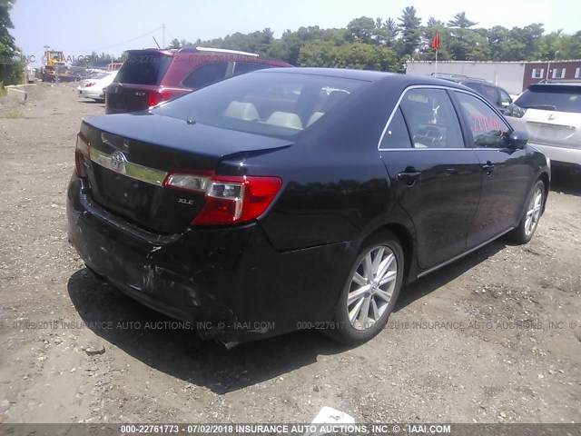 4T4BF1FK9CR235520 - 2012 TOYOTA CAMRY SE/LE/XLE BLACK photo 4