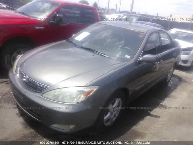 4T1BF32K73U552546 - 2003 TOYOTA CAMRY LE/XLE/SE 灰色 照片 2