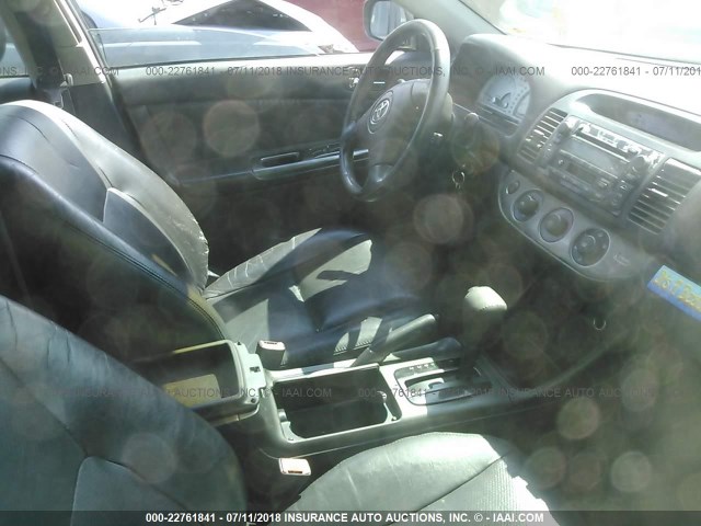 4T1BF32K73U552546 - 2003 TOYOTA CAMRY LE/XLE/SE 灰色 照片 5