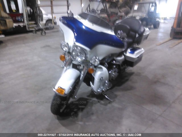 1HD1FC4137Y693177 - 2007 HARLEY-DAVIDSON FLHTCUI WHITE photo 2