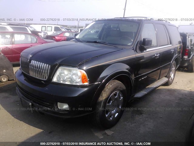 5LMFU28515LJ01637 - 2005 LINCOLN NAVIGATOR BLACK photo 2