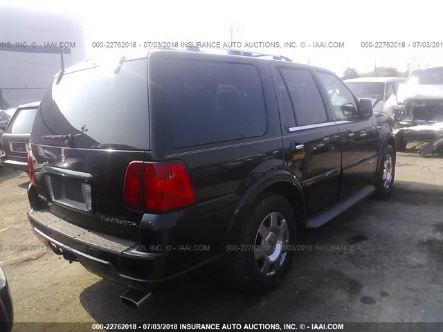 5LMFU28515LJ01637 - 2005 LINCOLN NAVIGATOR BLACK photo 4