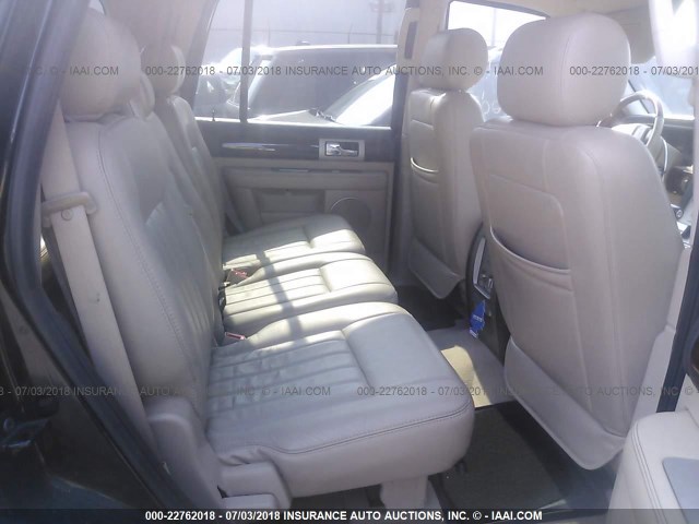 5LMFU28515LJ01637 - 2005 LINCOLN NAVIGATOR BLACK photo 8