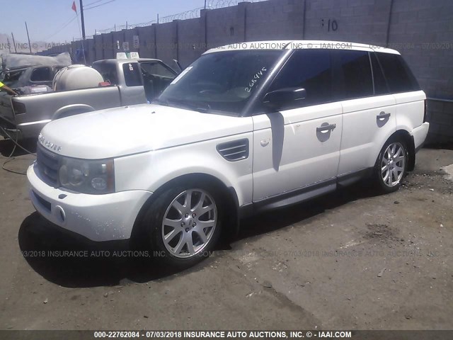 SALSK25429A209847 - 2009 LAND ROVER RANGE ROVER SPORT HSE WHITE photo 2