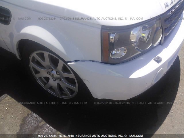 SALSK25429A209847 - 2009 LAND ROVER RANGE ROVER SPORT HSE WHITE photo 6