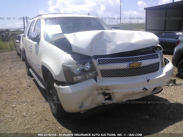 1GNFC33JX9R300247 - 2009 CHEVROLET TAHOE C1500 LTZ WHITE photo 6