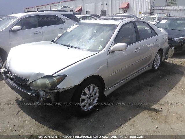 4T1BE32K35U628429 - 2005 TOYOTA CAMRY LE/XLE/SE 银色 照片 2