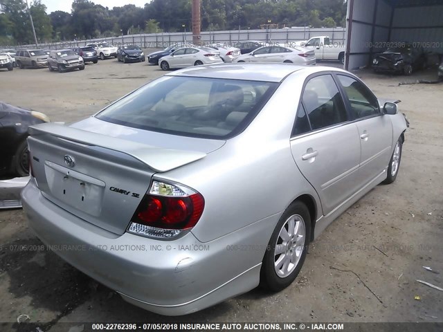 4T1BE32K35U628429 - 2005 TOYOTA CAMRY LE/XLE/SE 银色 照片 4