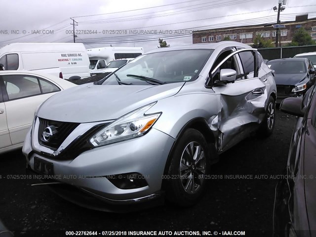 5N1AZ2MH7GN147320 - 2016 NISSAN MURANO S/SL/SV/PLATINUM SILVER photo 2